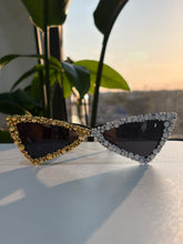 Load image into Gallery viewer, SUNNIE 4