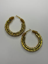 Load image into Gallery viewer, Miss Sassafras earring
